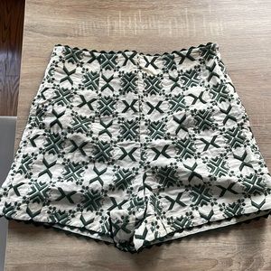 Zara never worn white shorts with green stitch pattern